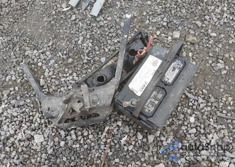 2005 Chevrolet Avalanche 1500 Z66 из США, поврежденный, VIN 3GNEC12Z75G246701